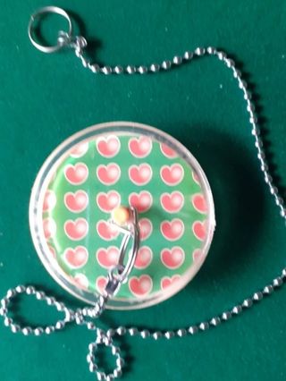 Lote de 3.cadenas metálicas con.ganchos.