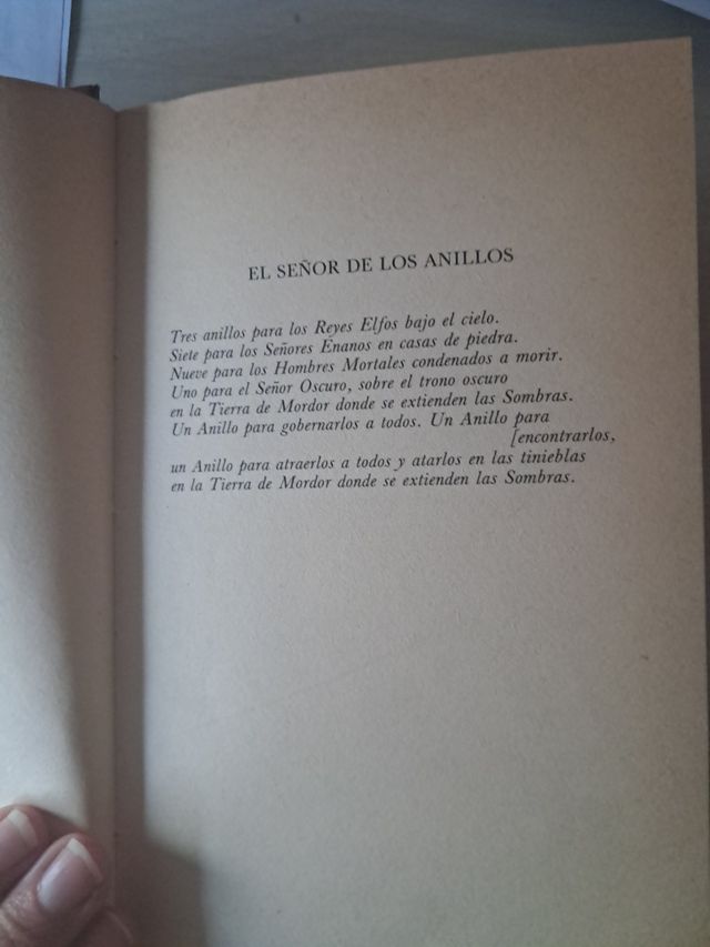 El Senor De Los Anillos/the Lord of the Rings (Spanish and English Edition)