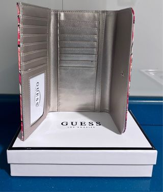 Billetera Guess