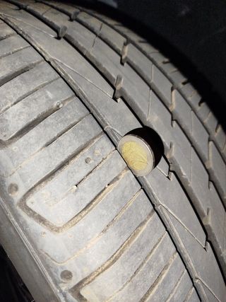 Neumático Hankook 235-50 R19 99v