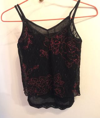 Top doppio in tulle pizzo ricamato. Taglia Unica.
