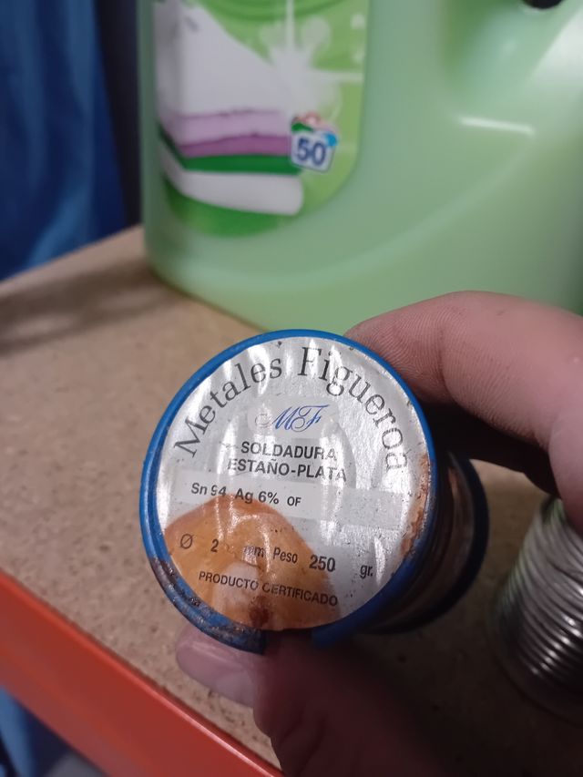 2 Rollos  estaño sn94%  ag 6