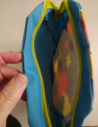 Bolso con cremallera colores