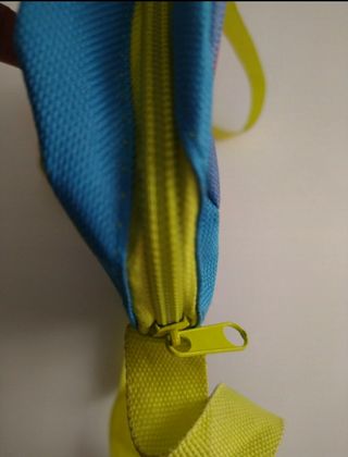 Bolso con cremallera colores