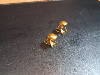 Pendientes oro forma media luna