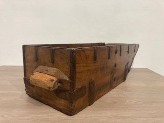 Antiguo cuarto madera de Nogal