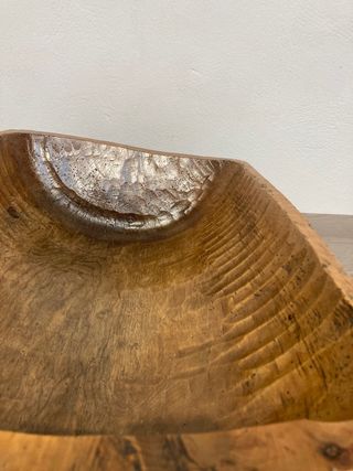 Antigua artesa madera restaurada