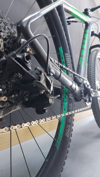 BICI MTB  TALLA L SCOTT SCALE 920 MODELO 2016