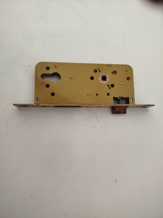 CERRADURA TESA.