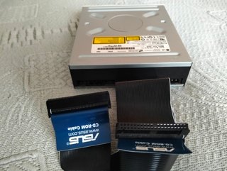 Grabadora de DVD LG Modelo GSA-H54N