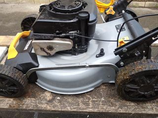 Cortacésped gasolina Titan