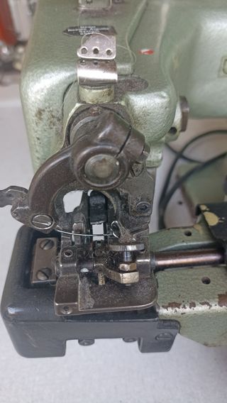 Maquina de bajos MAIER