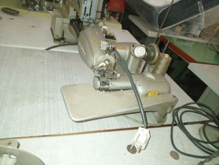 Maquina de bajos MAIER