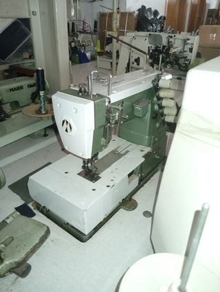 Maquina de bajos MAIER