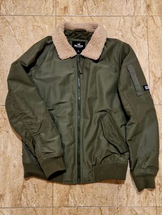 Bomber verde cuello borrego