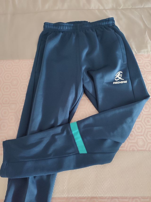 Chandal KEDEKE Talla Sudadera M Talla pantalón L