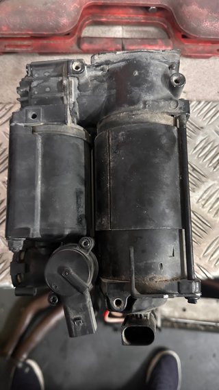 Compresor de suspension neumatica Mercedes Benz