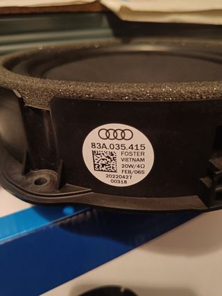 Altavoces delanteros 8´´ y Twitters AUDI Q3 F3 20W