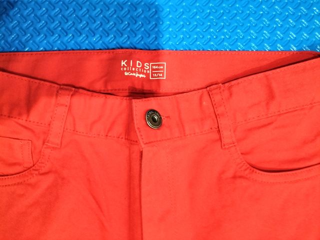 Pantalón rojo niño 