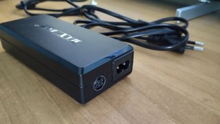 Carica batteria PC portatile e auto