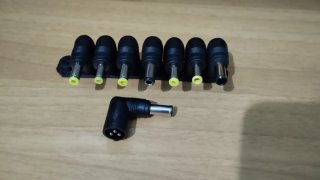Carica batteria PC portatile e auto