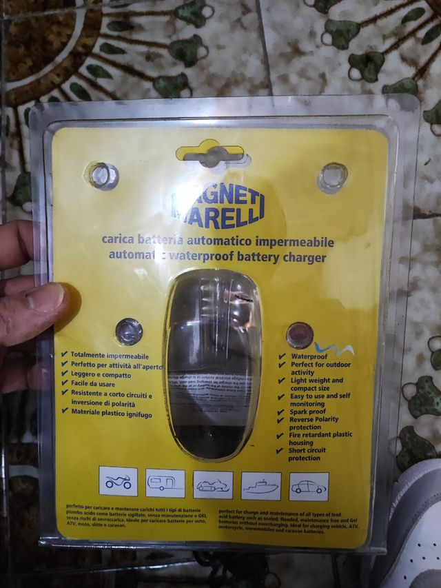 Caricabatteria magneti marelli