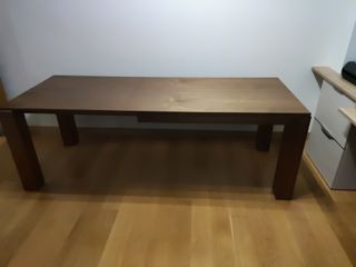 Mesa extensible comedor grande.