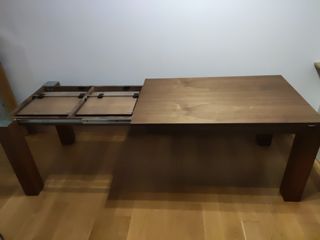 Mesa extensible comedor grande.