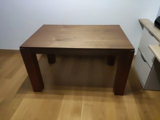 Mesa extensible comedor grande.