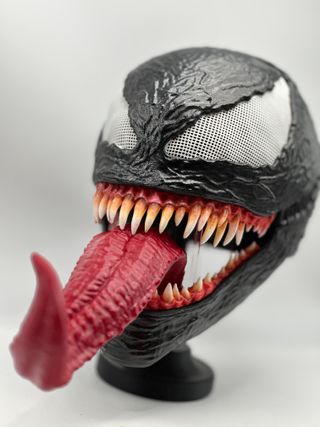 Casco Venom escala 1:1