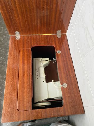 Maquina de coser singer años 70
