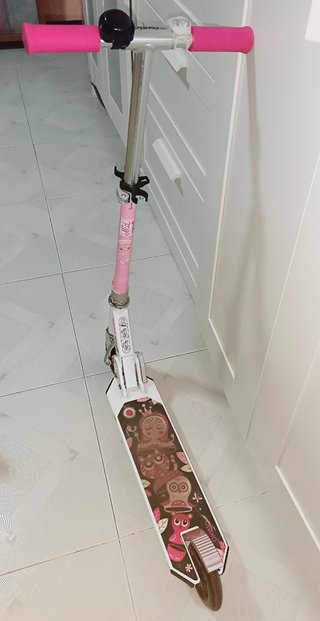 Patinete niña