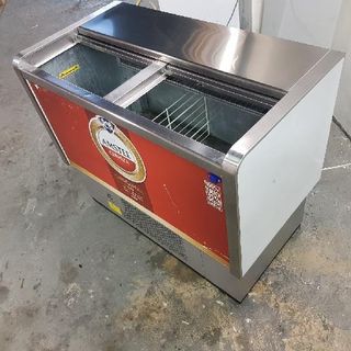 Recargas de gas en NEVERAS, ARCONES y CONGELADORES