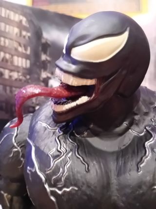 FIGURA VENOM MARVEL DC 33C.