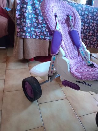 Triciclo infantil para niña