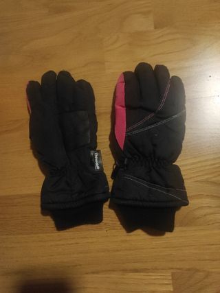 PANTALÓN Y GUANTES DE NIEVE