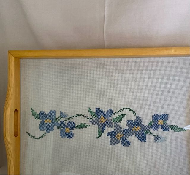 Bandeja desayuno o para servir de 32X43 cm.