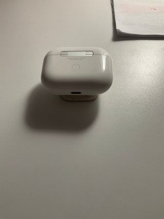 Airpods pro.