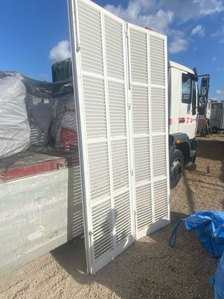 Ventanales con mallorquinas