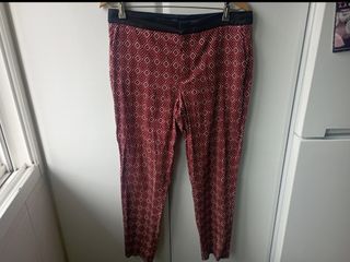 Pantalón mujer dibujos geométricos. Zara