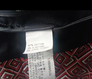 Pantalón mujer dibujos geométricos. Zara