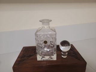 Decanter e bicchieri in cristallo