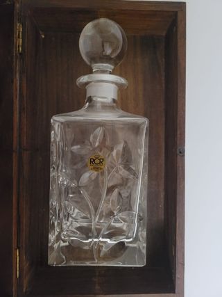 Decanter e bicchieri in cristallo