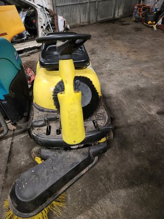 Barredora + fregadora