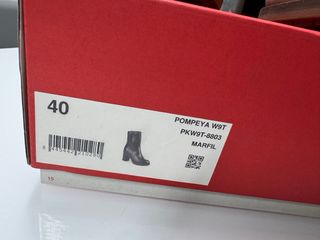 Pikolinos botín marfil T 40