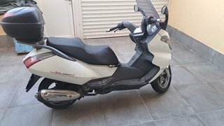 Moto Aprilia 125 cc