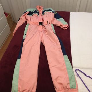 Mono esqui mujer. marca  ELLESSE