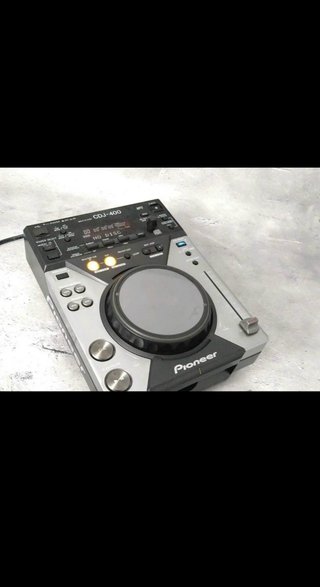 1x Pioneer Cdj 400