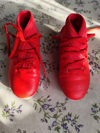 Botas futbol niño