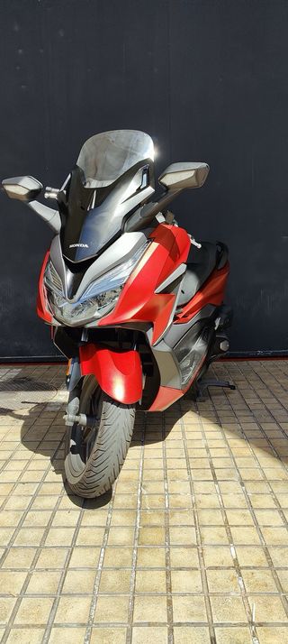 Honda Forza 125